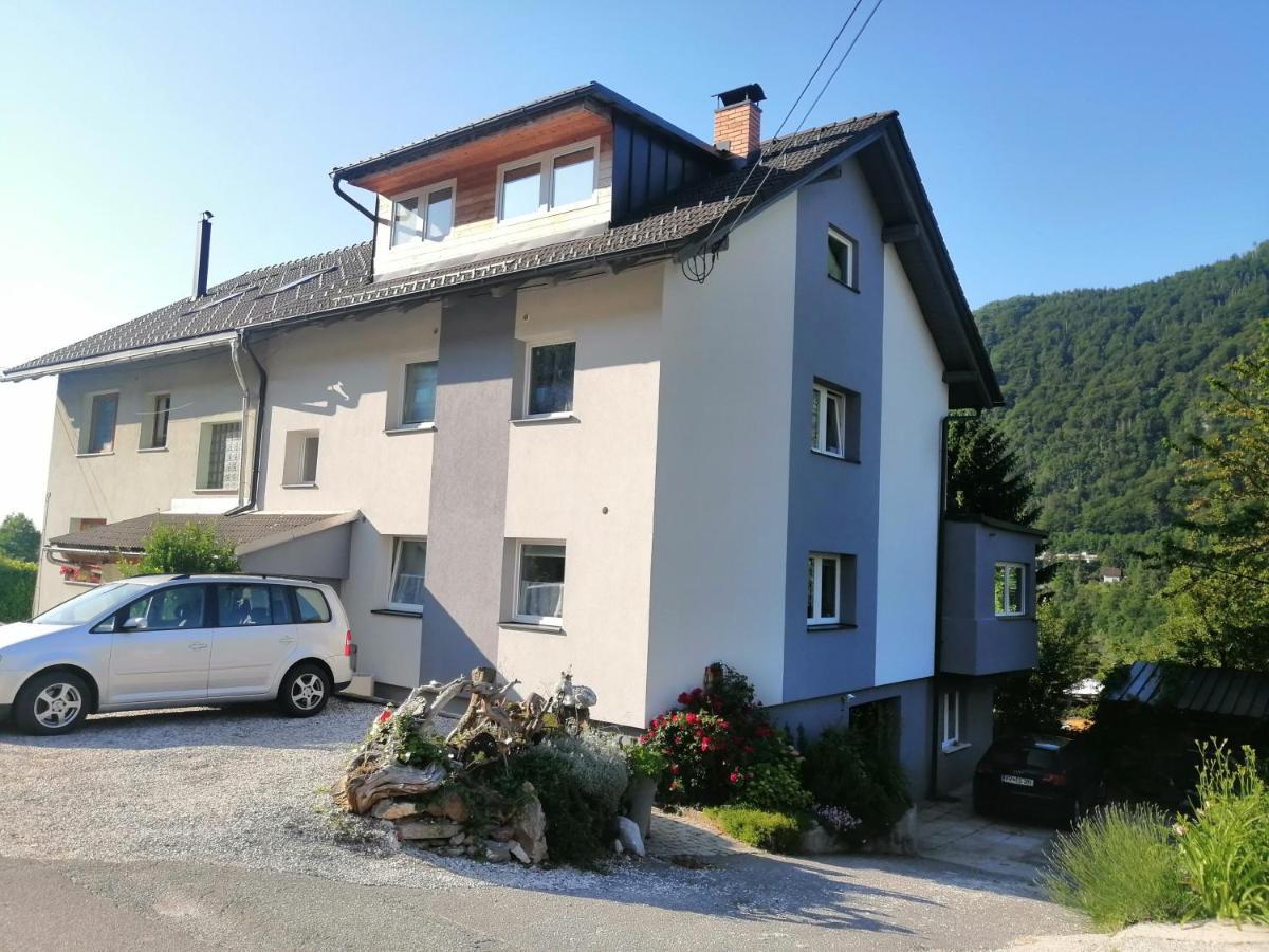 Apartma Zeus Jesenice Szoba fotó